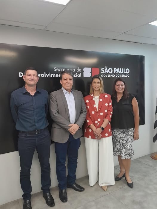 Noticia reuniao-com-a-secretaria-estadual-de-desenvolvimento-social